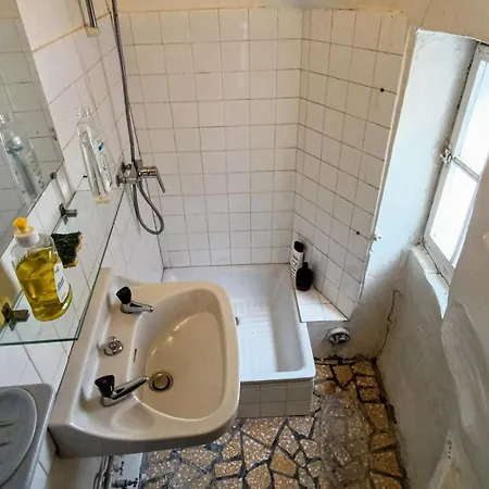 Sejour Dans La Cite Fortifiee דירה