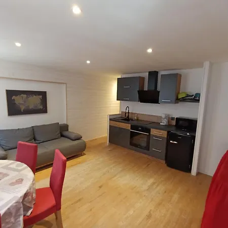 Sejour Dans La Cite Fortifiee דירה