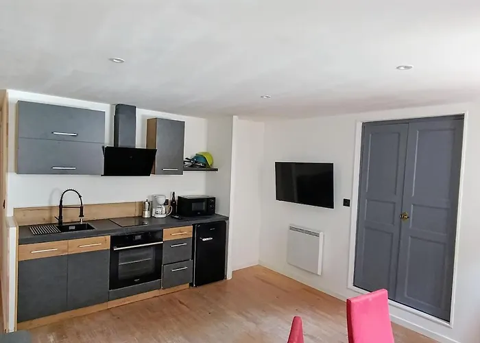 Sejour Dans La Cite Fortifiee